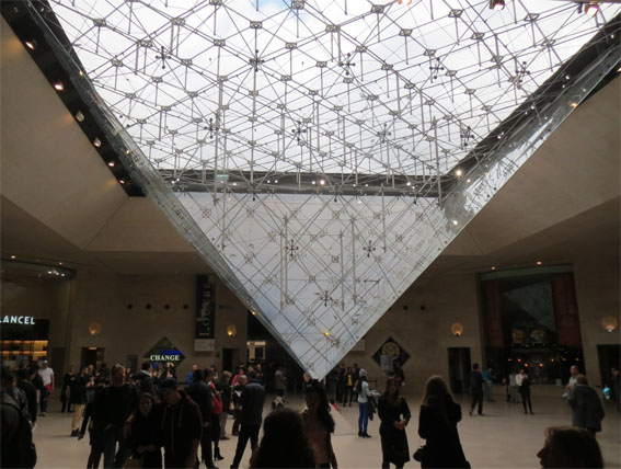 carrouseldulouvre75f05.jpg