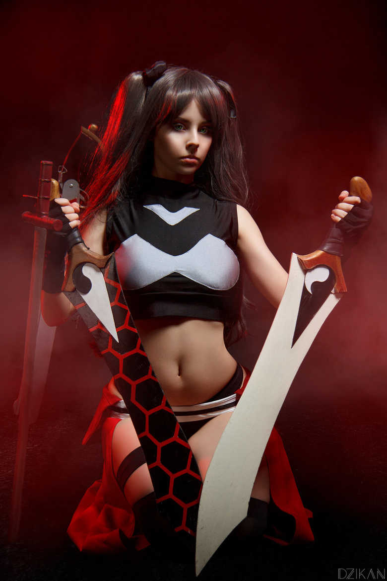 fate_stay_night_rin_tohsaka_archer_ver_cosplay_by_disharmonica_da029lb3ef33.jpg