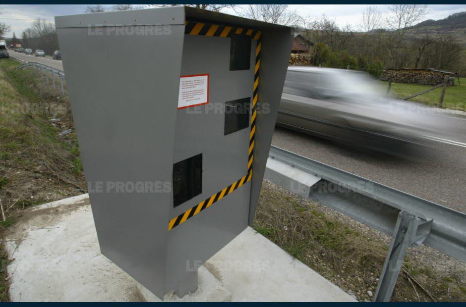 Roanne: poursuivi pour outrage après avoir fait un doigt d’honneur au radar automatique