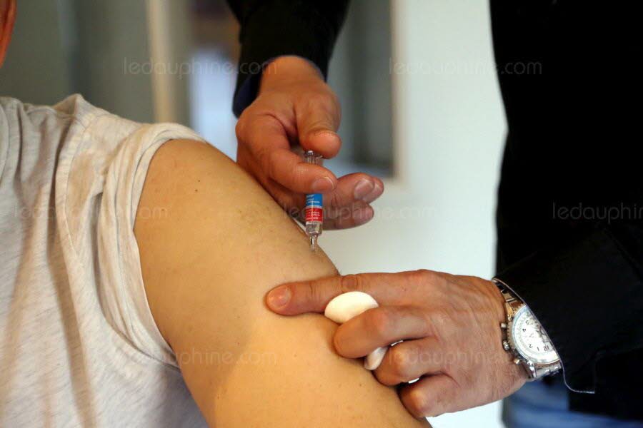 La grippe a fait 13 000 morts en France