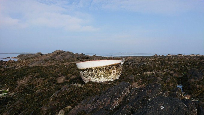 Le nez d’une fusée spatiale sur une île bretonne ?