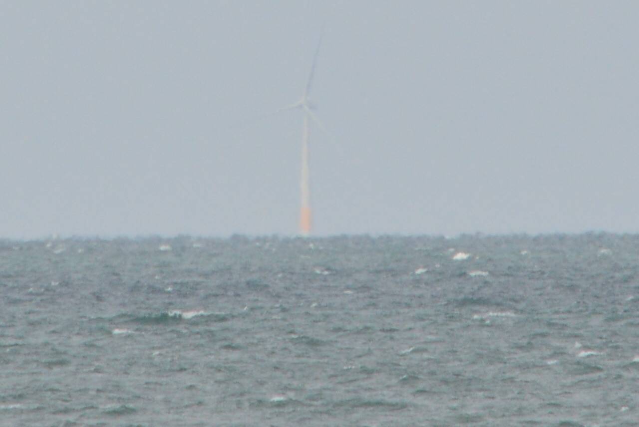 Le Croisic. L’éolienne flottante est bien arrivée